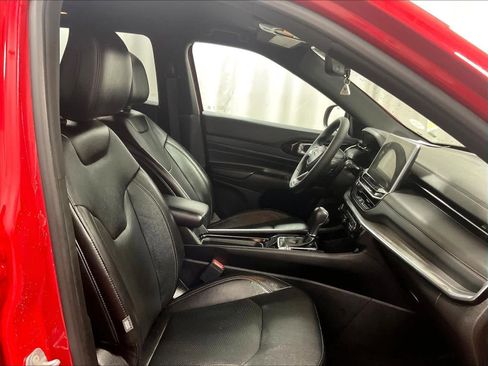 Used 2023 Jeep Compass Limited AWD/4WD image 11