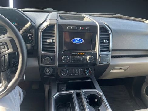 Used 2019 Ford F150 XLT w/ Equipment Group 302A Luxury image 11