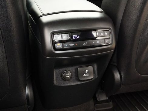 Used 2025 Hyundai Palisade Calligraphy FWD image 22
