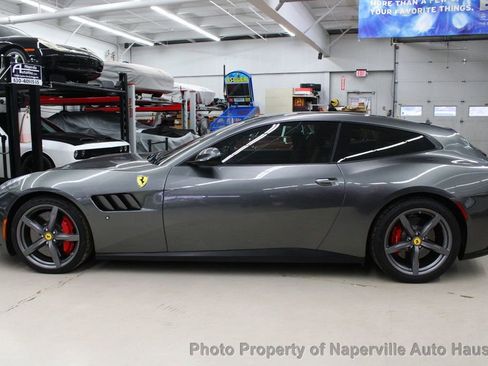 Used 2017 Ferrari GTC4Lusso AWD/4WD image 4