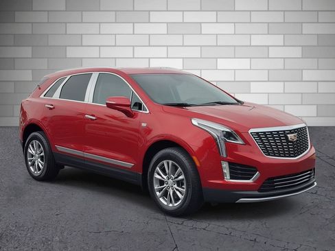 Certified 2022 Cadillac XT5 Premium Luxury w/ LPO, Premium Carpet Package FWD image 7