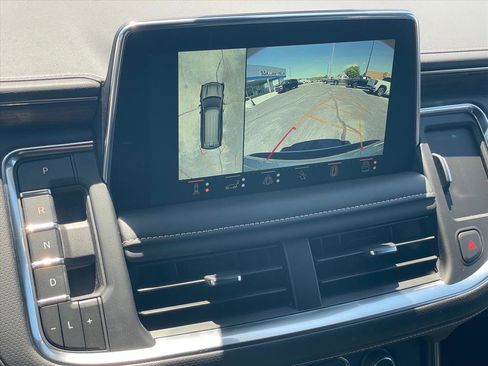 Used 2023 Chevrolet Tahoe Premier w/ Advanced Technology Package AWD/4WD image 16