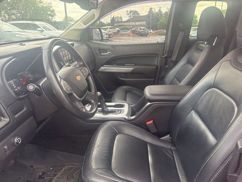 Used 2015 Chevrolet Colorado LT w/ Luxury Package RWD image 8
