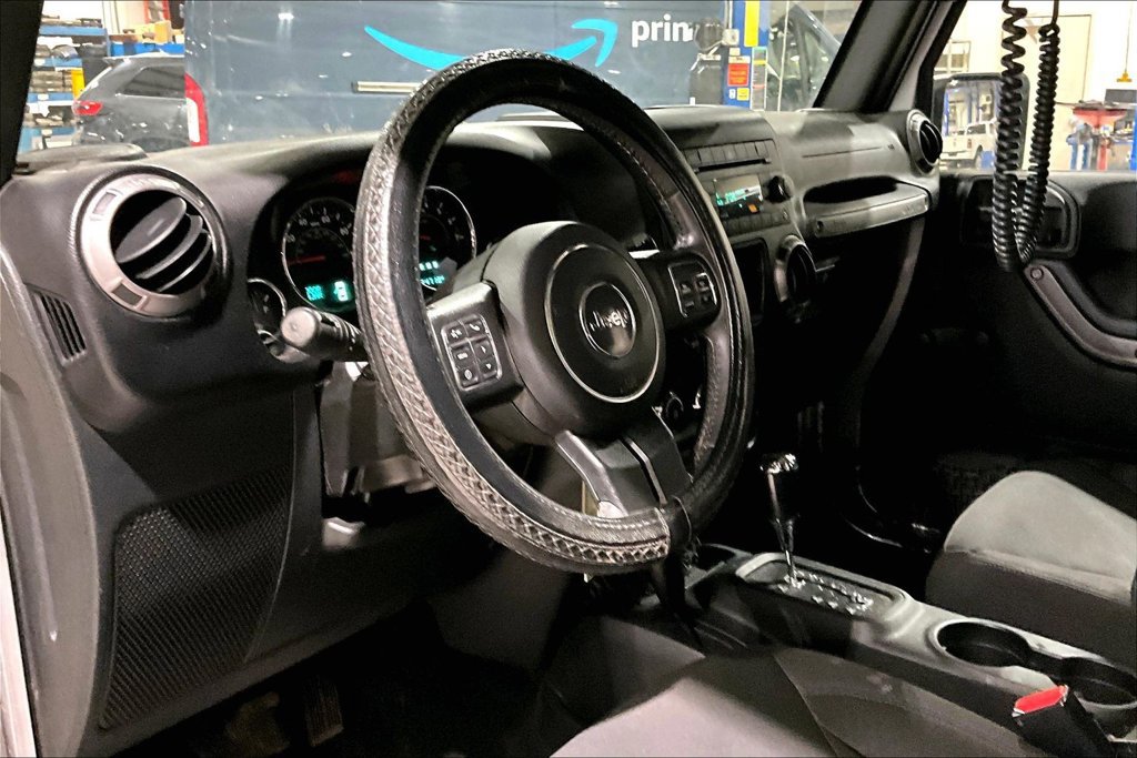 Used 2017 Jeep Wrangler Sport w/ Quick Order Package 24S AWD/4WD image 12