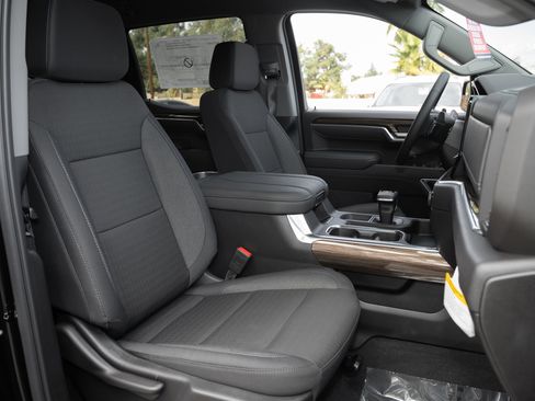 New 2026 Chevrolet Silverado 1500 LT w/ All Star Edition Plus image 36