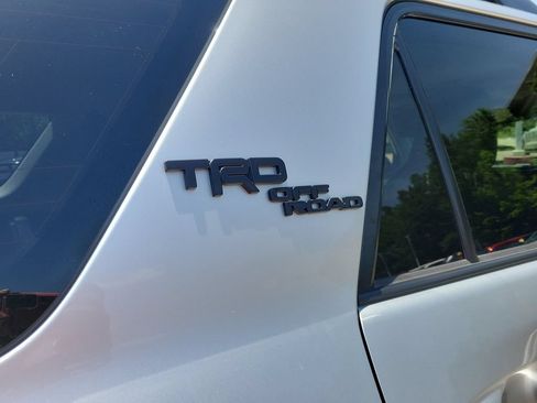 Used 2022 Toyota 4Runner TRD Off-Road Premium w/ Moonroof Package AWD/4WD image 7