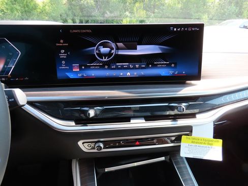 New 2026 BMW X5 xDrive40i w/ Executive Package image 28