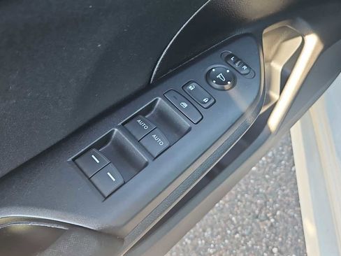 Used 2019 Honda Civic EX image 15