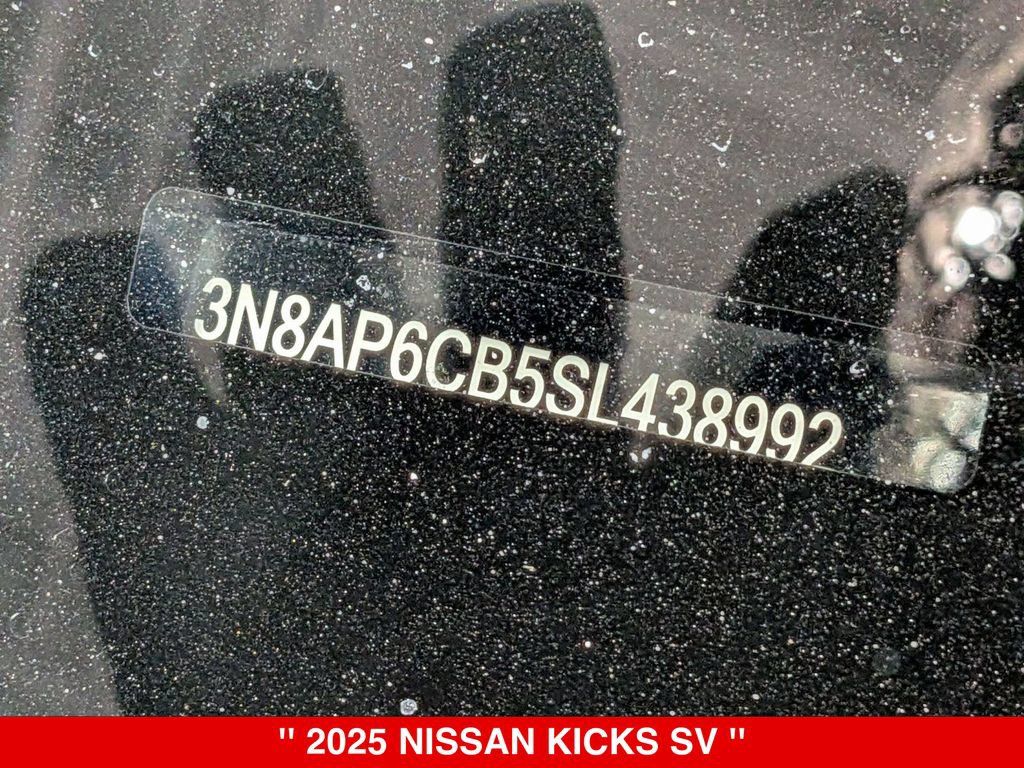 Certified 2025 Nissan Kicks SV w/ SV Premium Package AWD/4WD image 38