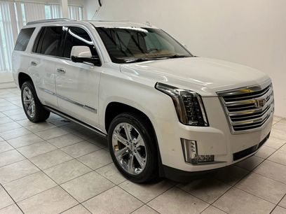 Used 2017 Cadillac Escalade Platinum