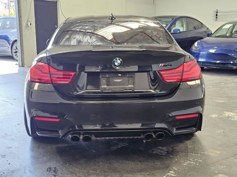 Used 2019 BMW M4 Coupe w/ Competition Package RWD image 3