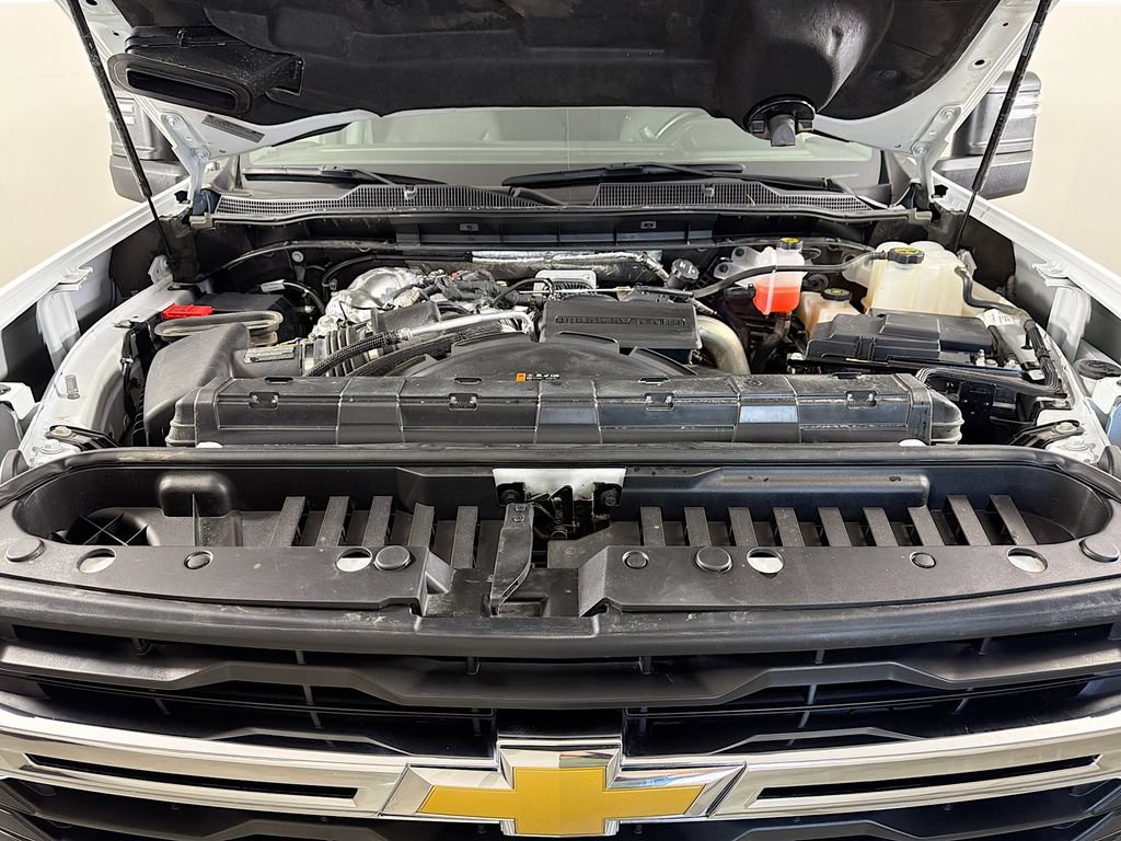 Used 2025 Chevrolet Silverado 3500 LT w/ Convenience Package AWD/4WD image 26