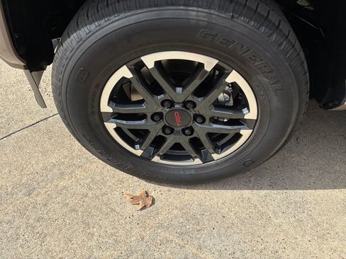 New 2026 Toyota Tacoma TRD Sport image 31