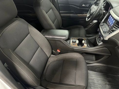 Used 2023 GMC Acadia SLE w/ Driver Convenience Package image 26