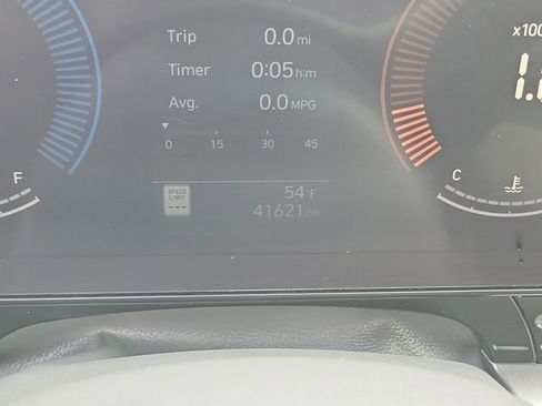 Certified 2024 Hyundai Kona SEL image 11