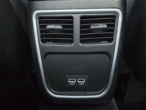 Used 2022 Dodge Charger Scat Pack image 17