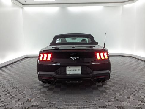 Used 2024 Ford Mustang Premium image 10