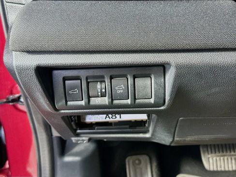 Used 2022 Subaru Outback Premium AWD/4WD image 10