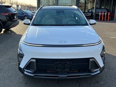 Used 2024 Hyundai Kona Limited image 5
