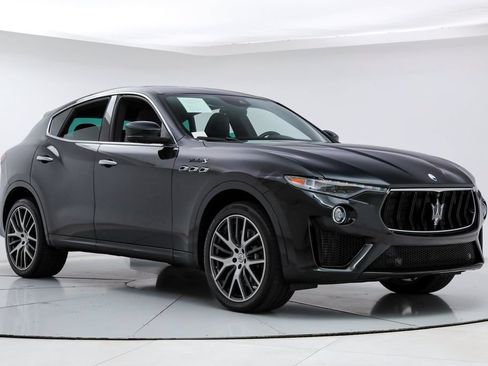 Certified 2022 Maserati Levante Modena S AWD/4WD image 7