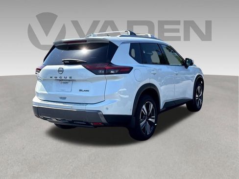 Used 2024 Nissan Rogue SL w/ SL Premium Package AWD/4WD image 30