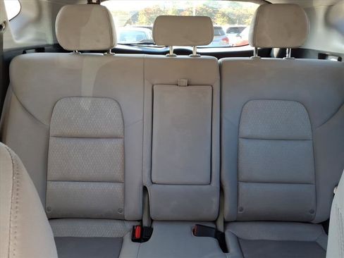 Used 2018 Hyundai Tucson SE image 29