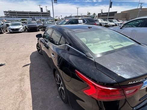 Used 2017 Nissan Maxima 3.5 SL FWD image 5