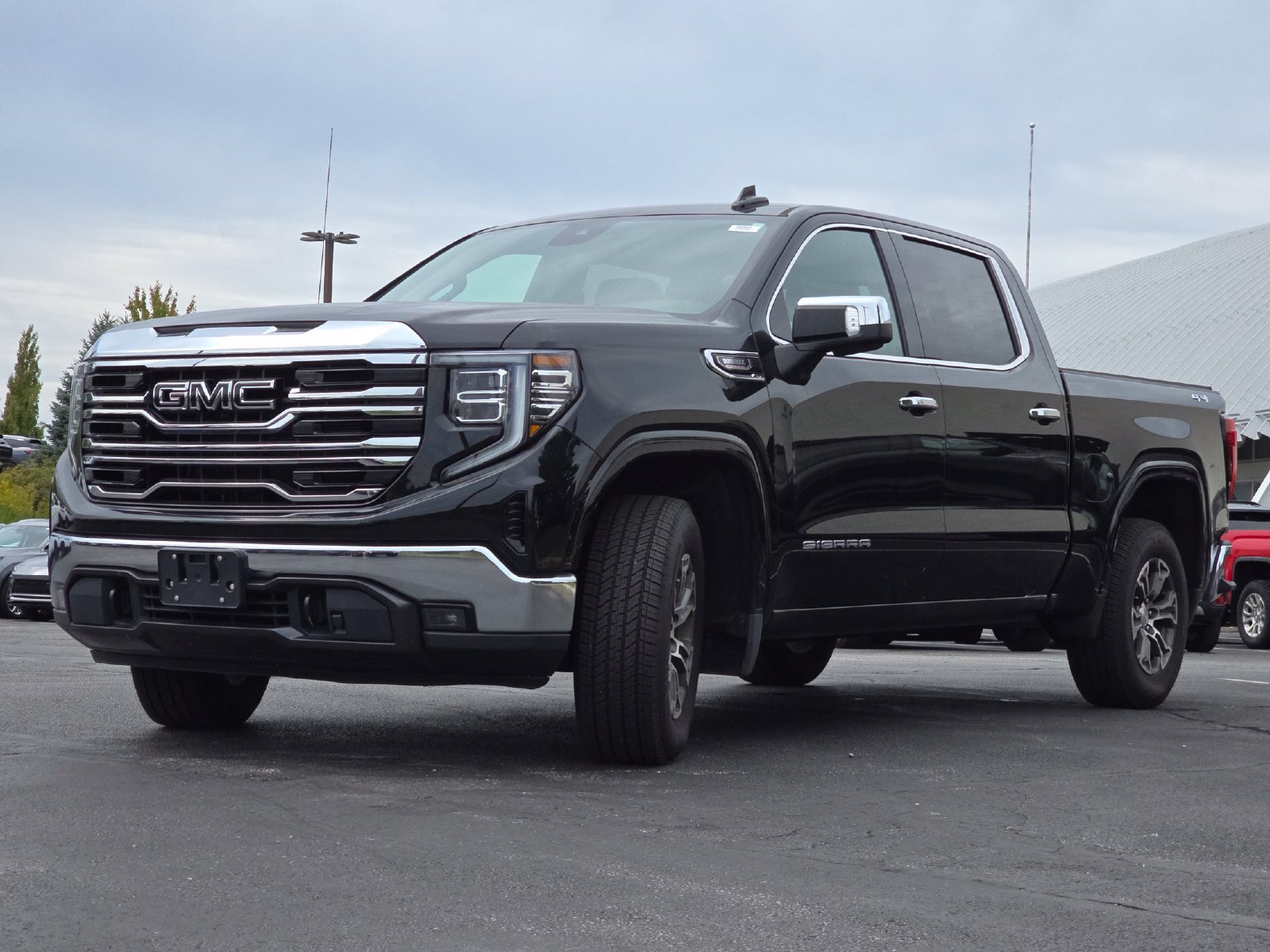 Used 2022 GMC Sierra 1500 SLT w/ SLT Convenience Package AWD/4WD image 7