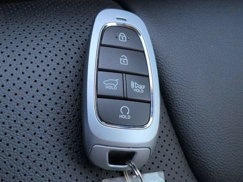 Certified 2023 Hyundai Santa Fe SEL Premium AWD/4WD image 30