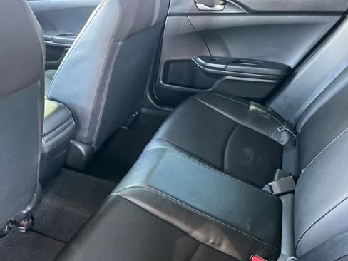 Used 2019 Honda Civic Sport image 5