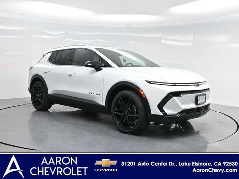 New 2026 Chevrolet Equinox EV LT image 40