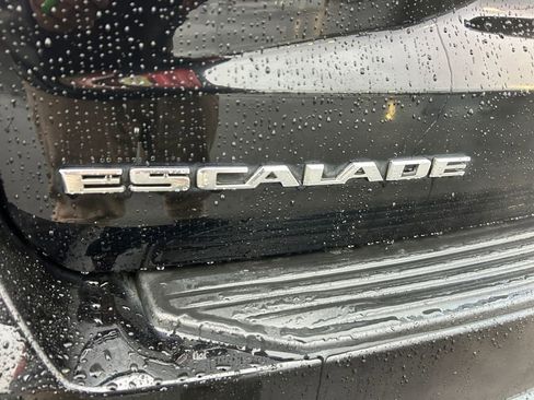 Used 2021 Cadillac Escalade ESV Sport Platinum image 31