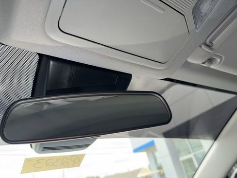 Used 2023 Toyota RAV4 AWD Hybrid image 47