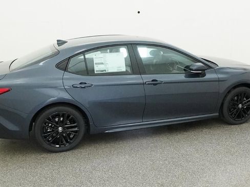 New 2026 Toyota Camry SE image 10