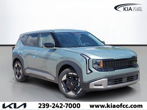 New 2027 Kia Seltos S FWD image 1
