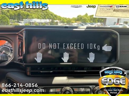 New 2026 Jeep Gladiator Rubicon AWD/4WD image 8