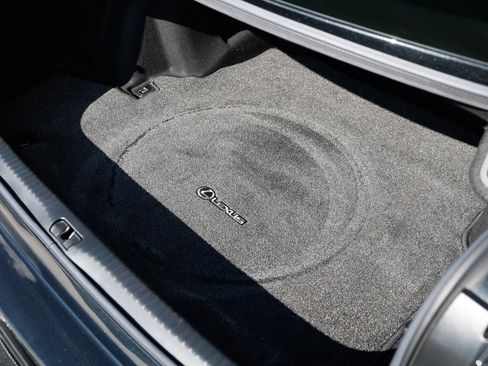 Used 2020 Lexus RC F w/ Performance Package image 28