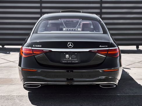 Used 2023 Mercedes-Benz S 580 4MATIC Sedan image 15