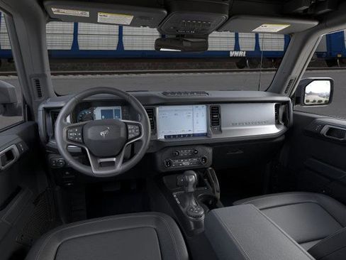 Used 2025 Ford Bronco Badlands AWD/4WD image 40