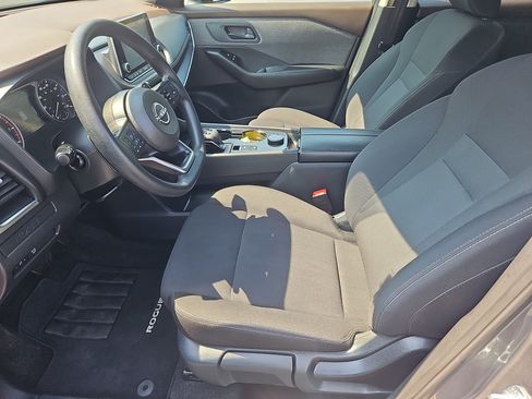 Used 2023 Nissan Rogue S AWD/4WD image 15