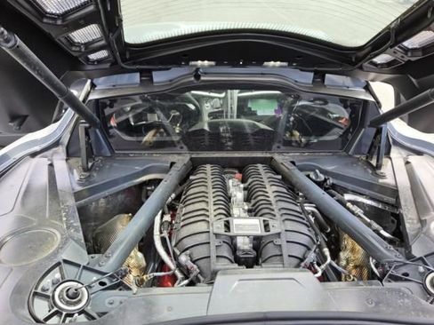 Used 2024 Chevrolet Corvette Z06 w/ Z07 Performance Package RWD image 3