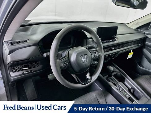 Used 2025 Honda Accord SE image 13