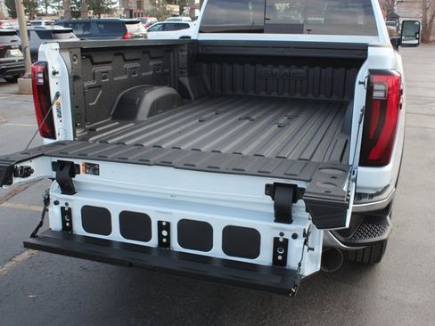 New 2026 GMC Sierra 2500 SLT w/ SLT Premium Package image 61