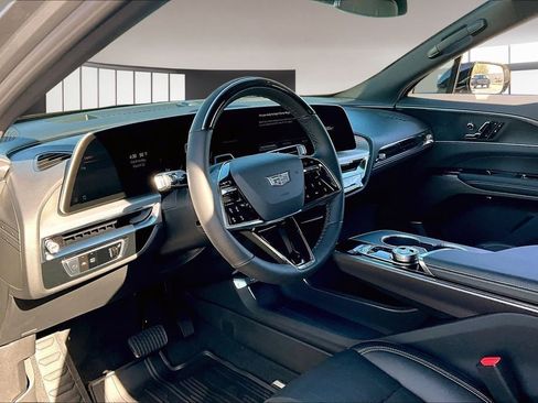New 2026 Cadillac Lyriq Sport AWD/4WD image 6