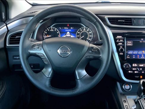 Used 2022 Nissan Murano SV w/ SV Midnight Edition Package image 5
