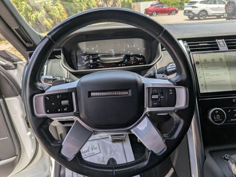 Used 2021 Land Rover Discovery S R-Dynamic AWD/4WD image 33