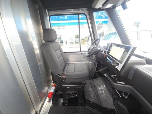 New 2025 Chevrolet Brightdrop 600 image 28