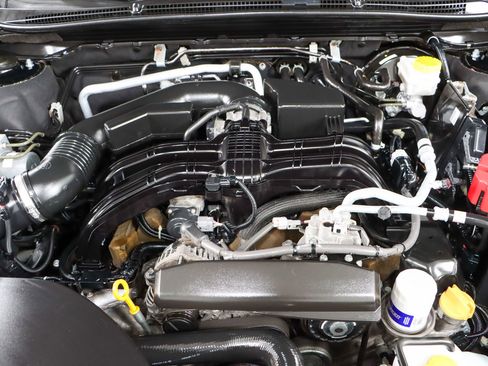 Used 2020 Subaru Outback Limited image 31