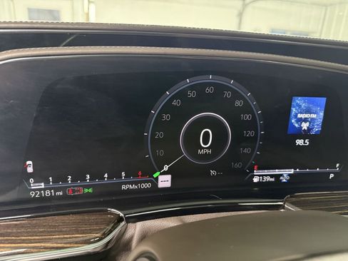 Used 2021 Cadillac Escalade ESV Sport w/ Driver Assist Tech Package image 15