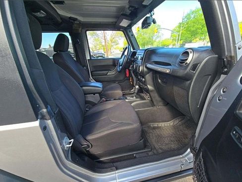 Used 2015 Jeep Wrangler Sport AWD/4WD image 10